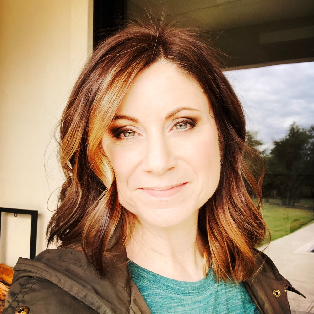 Meet your Posher, Jennifer